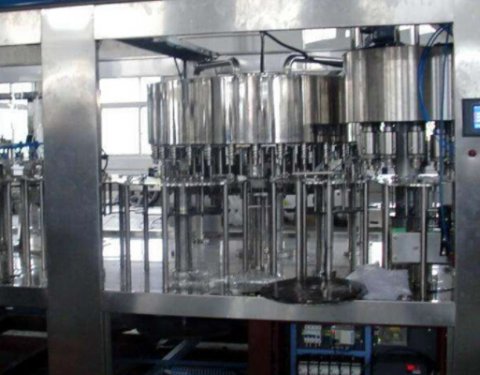 啤酒灌裝機(jī)出現(xiàn)滴漏的原因及解決措施