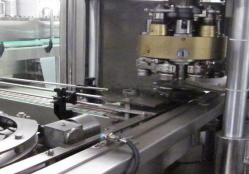 啤酒灌裝機日常保養(yǎng)需要注意的4個事項