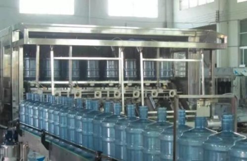 各種不同類型灌裝機的應用范圍